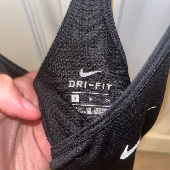 Black Nike Tank Top - Picture 4 of 4